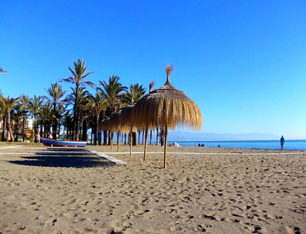 La Carihuela Beach Studio Torremolinos Exterior foto